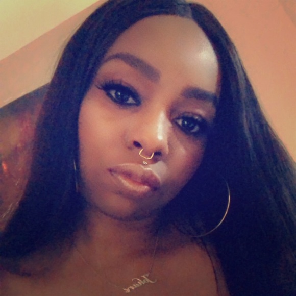 Meet your Posher, Johari - Picture 1 of 1